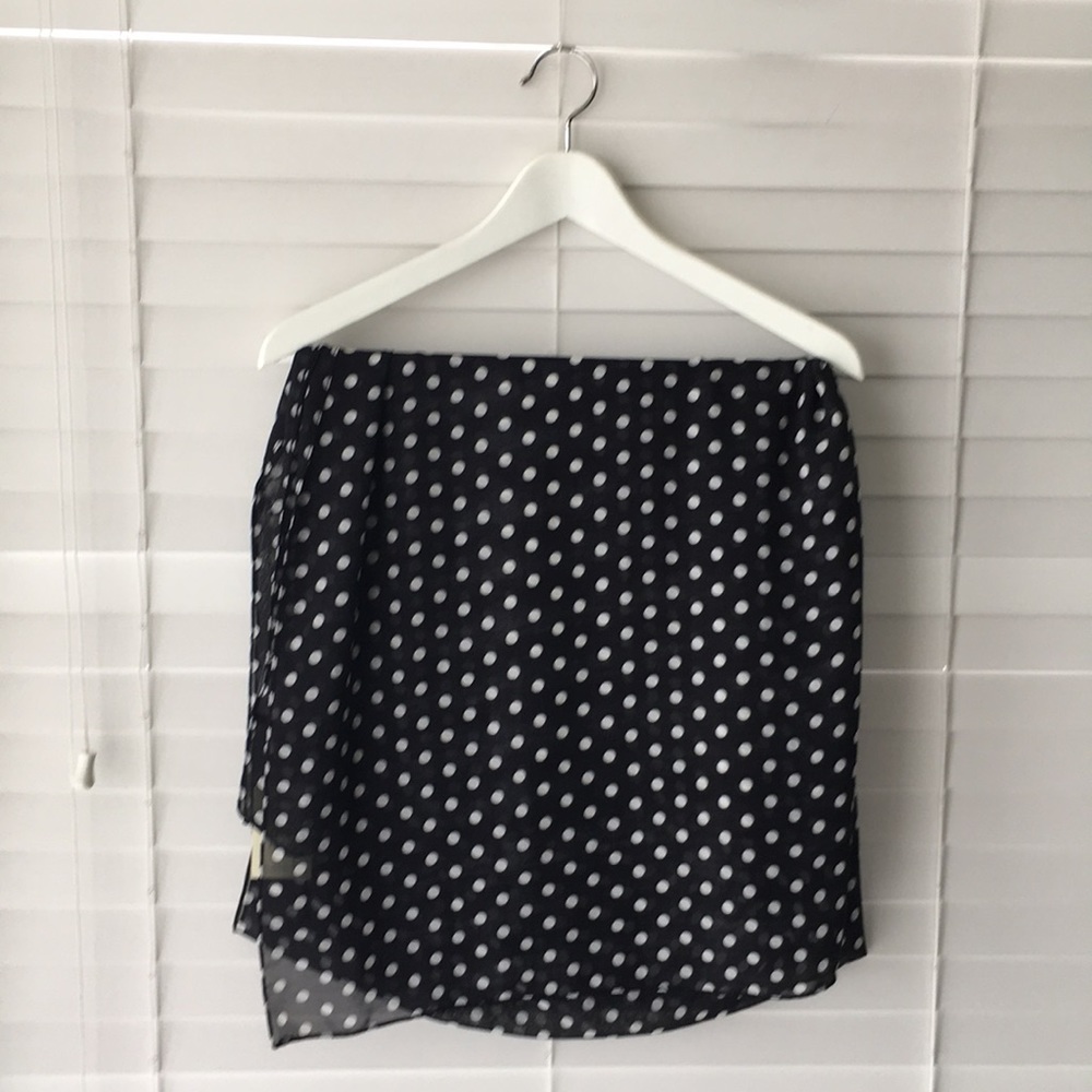 Guess Scarf